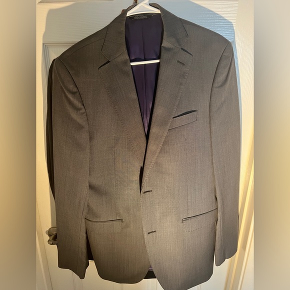 Sacks 5th Ave size 40L - Picture 1 of 7